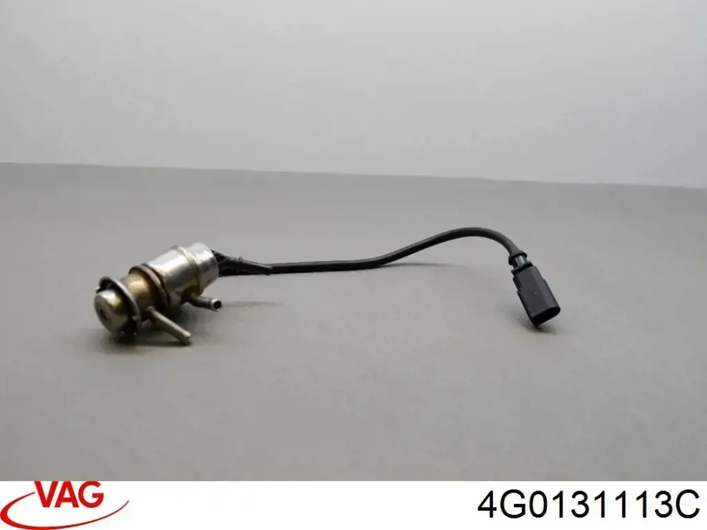 Форсунка впрыска AD BLUE 4G0131113E Bentley