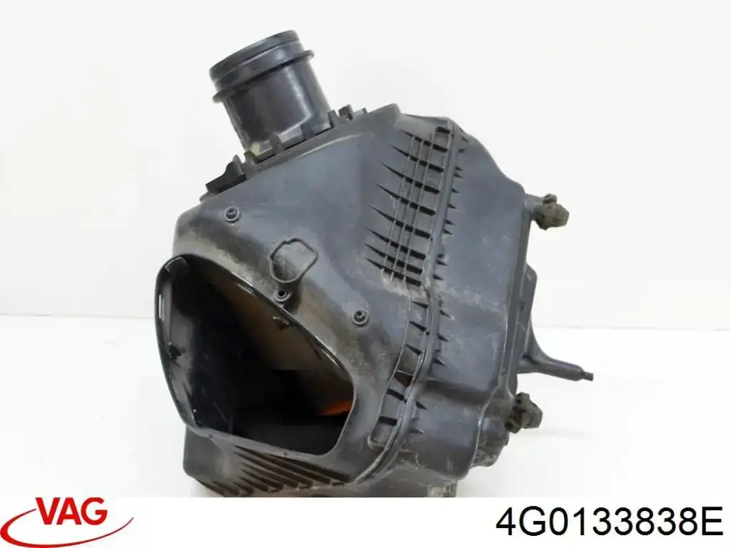 Коробка фильтра на Audi A7 Sportback 4GA, 4GF