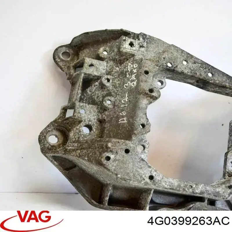 Кронштейн КПП VAG 4G0399263AC цена, от 25.40 USD