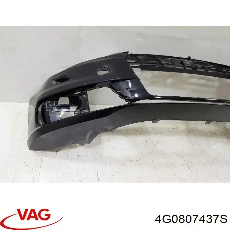 Передний бампер 4G0807437S VAG