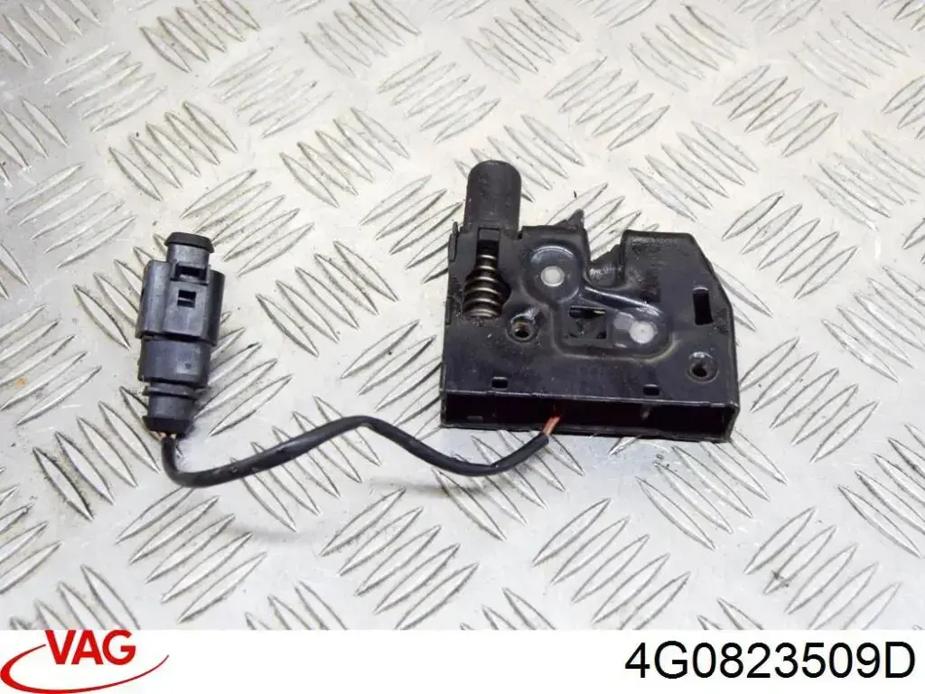 Замок капота VAG 4G0823509D цена, от 25.93 USD