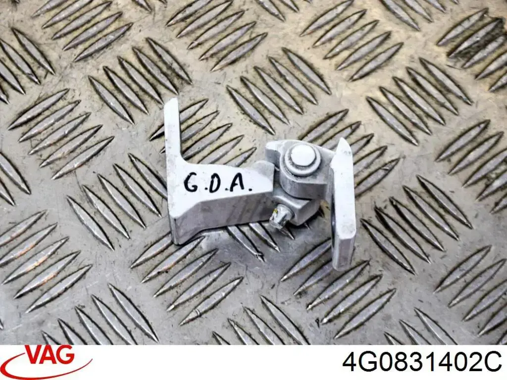 Петля задней двери, правой VAG 4G0831402C цена, от 6.35 USD