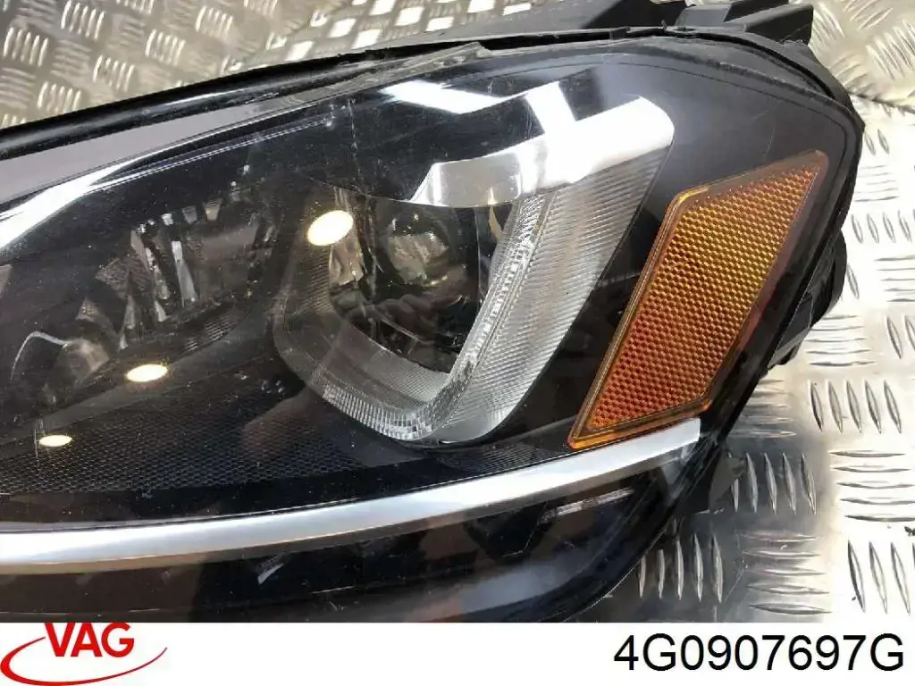Модуль управления (ЭБУ) светом фар 4G0907697G VAG