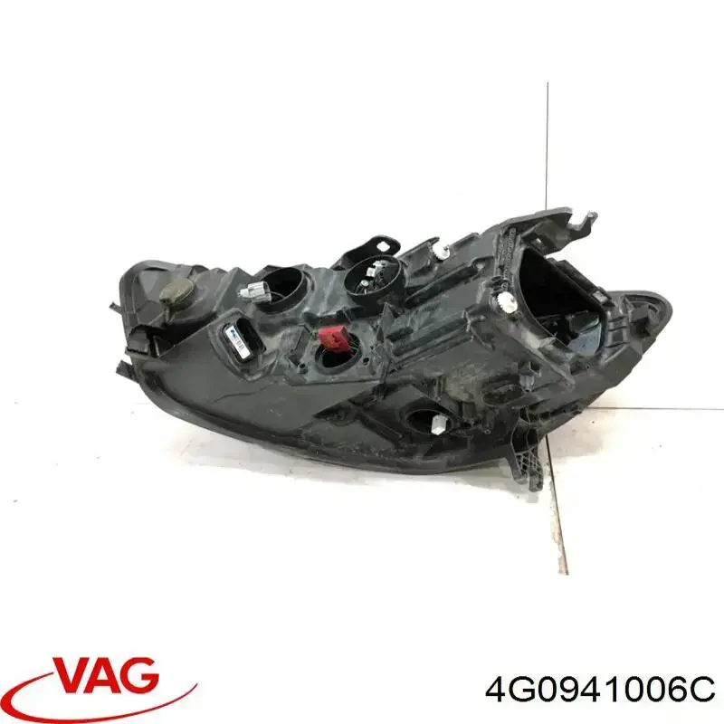 ZAD111692R Signeda Фара передняя правая