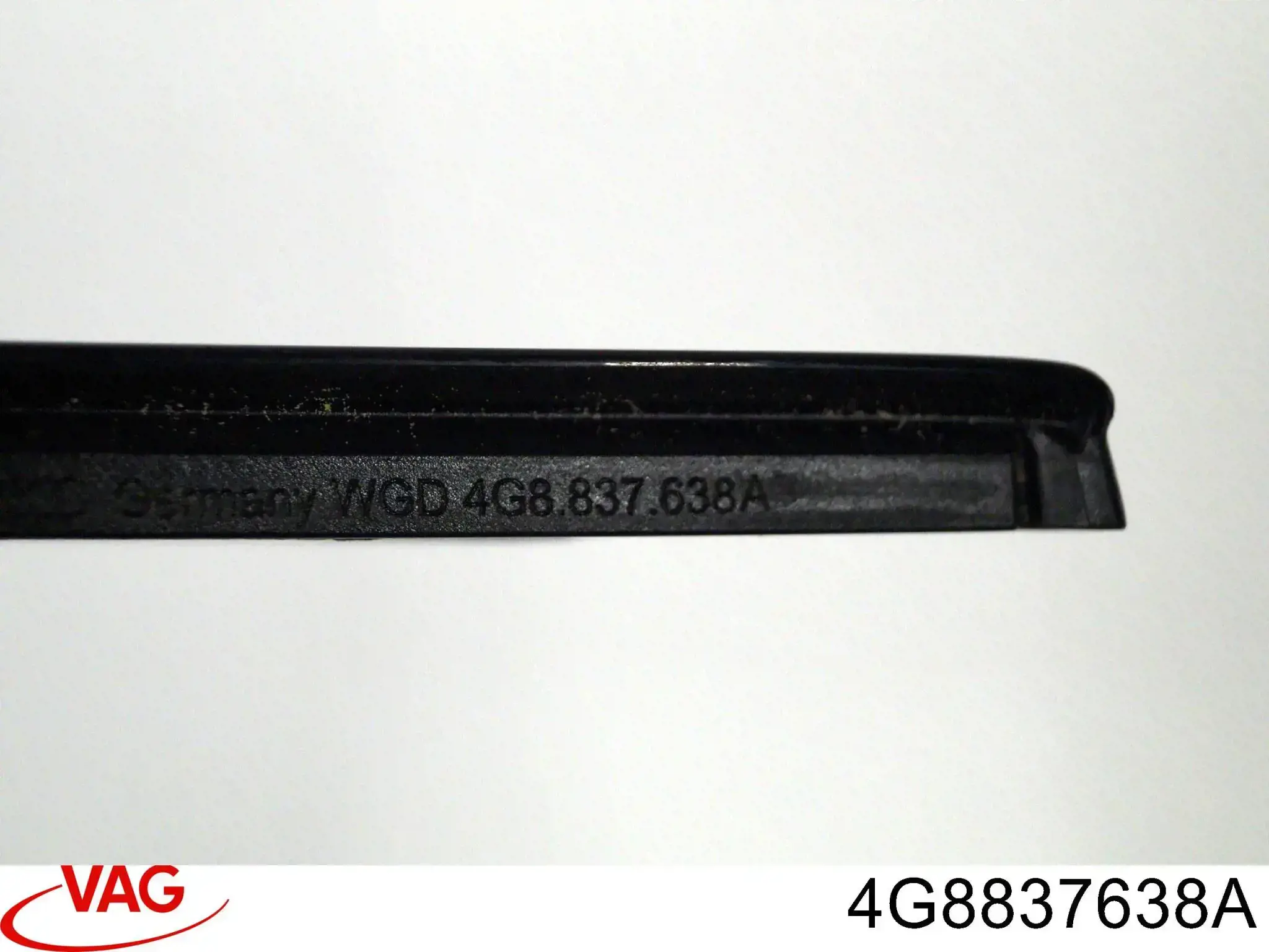  VAG 4G8837638A
