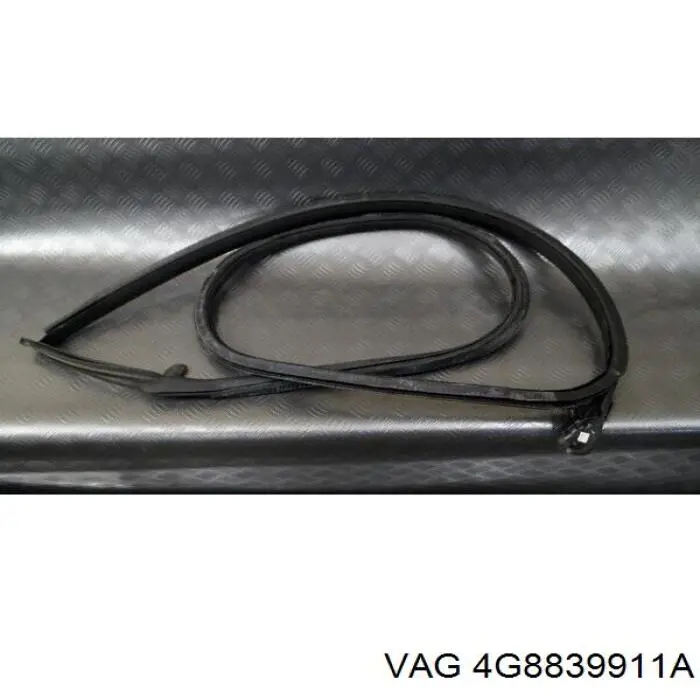  VAG 4G8839911A