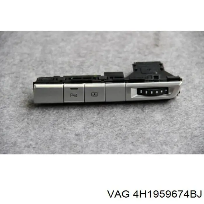 Блок кнопок центральной консоли VAG 4H1959674BJ цена, от 34.74 USD