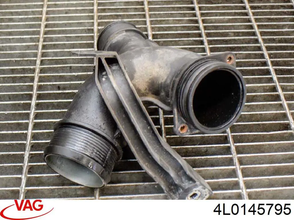 Шланг/патрубок интеркуллера VAG 4L0145795 цена, от 86.91 USD