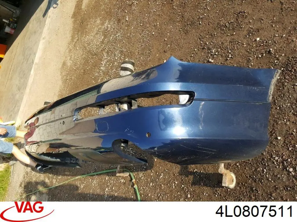 Купить 4L0807511 VAG Задний бампер