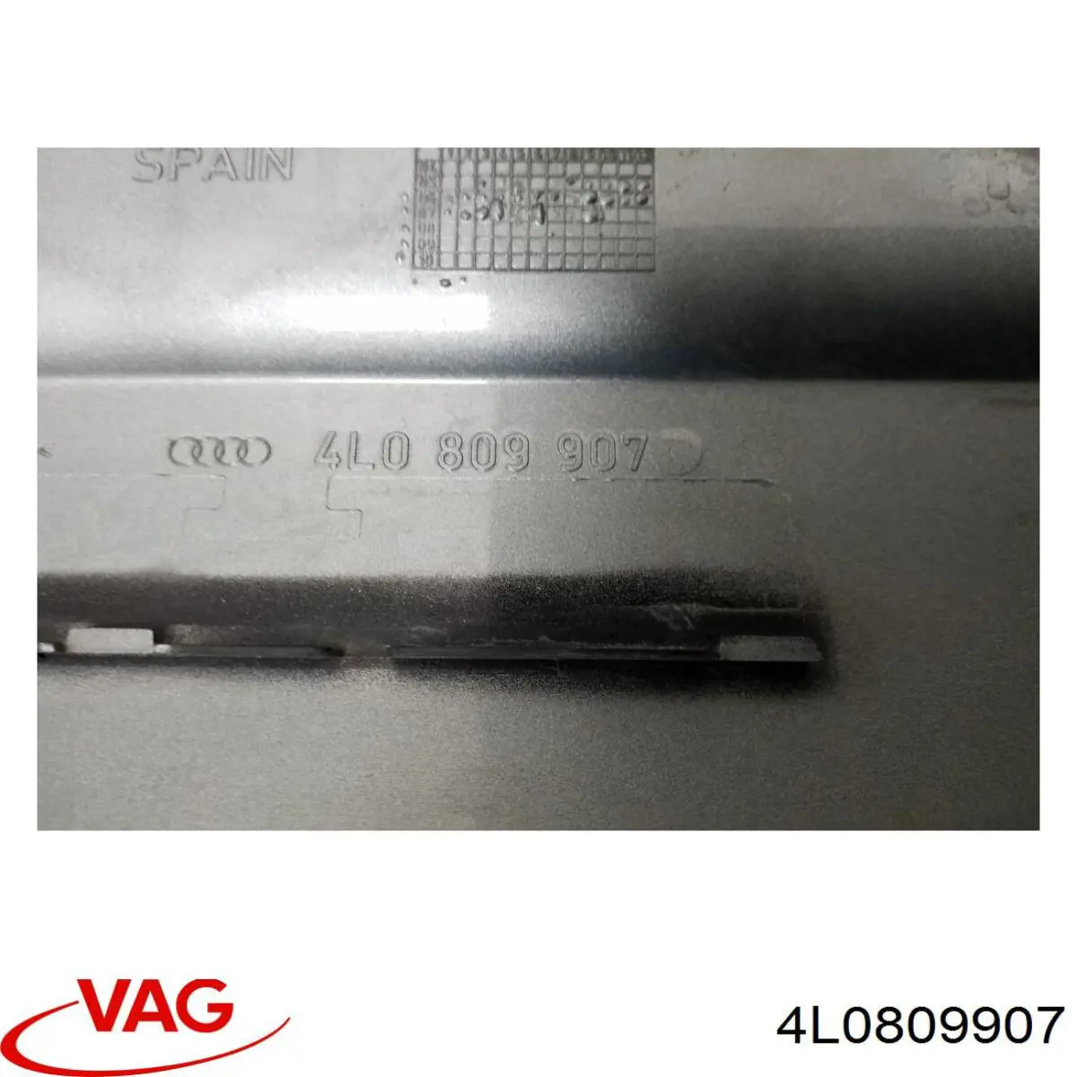 Лючок (дверца) бензобака VAG 4L0809907 цена, от 11.27 USD