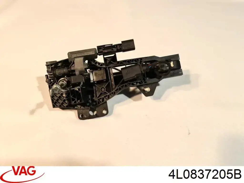 Ручка двери задней наружная 4L0837205AGRU VAG