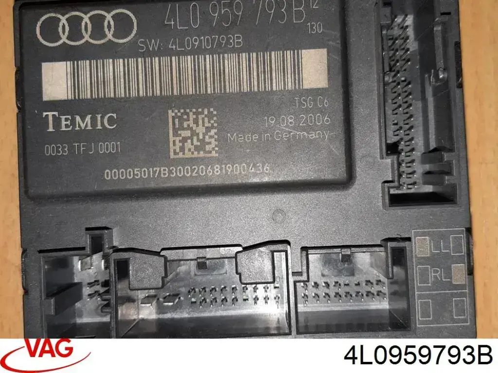 Купить 4L0959793B VAG Блок комфорта передней двери