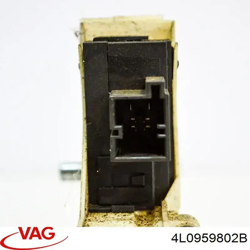 Мотор стеклоподъемника двери задней правой VAG 4L0959802B цена, от 11.39 USD