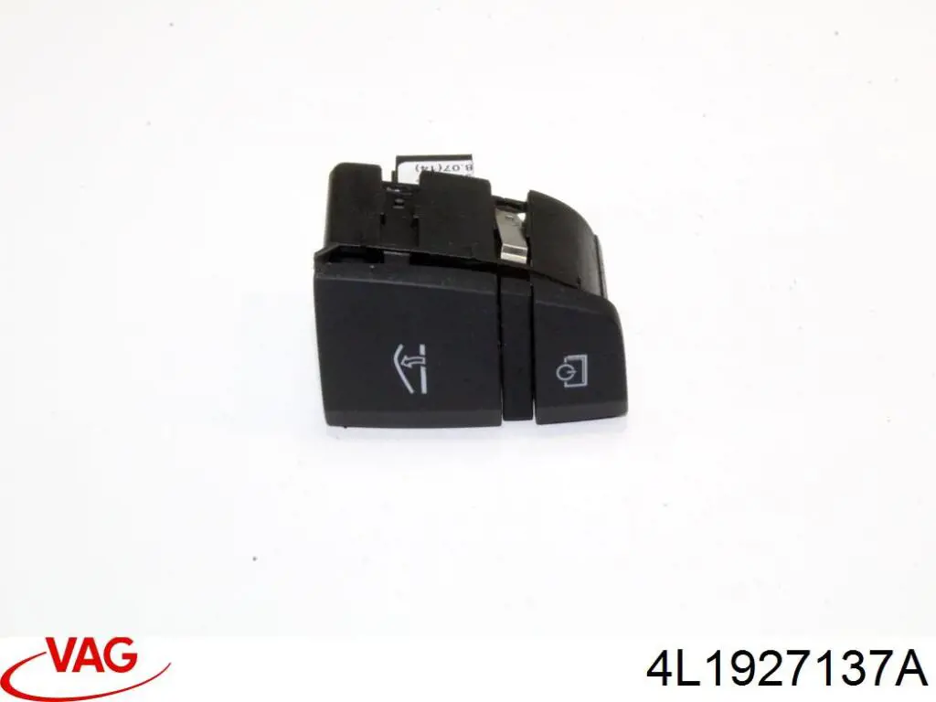  Кнопка аварийки Audi Q7 