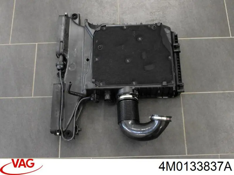 Корпус воздушного фильтра в сборе VAG 4M0133837A цена, от 88.88 USD