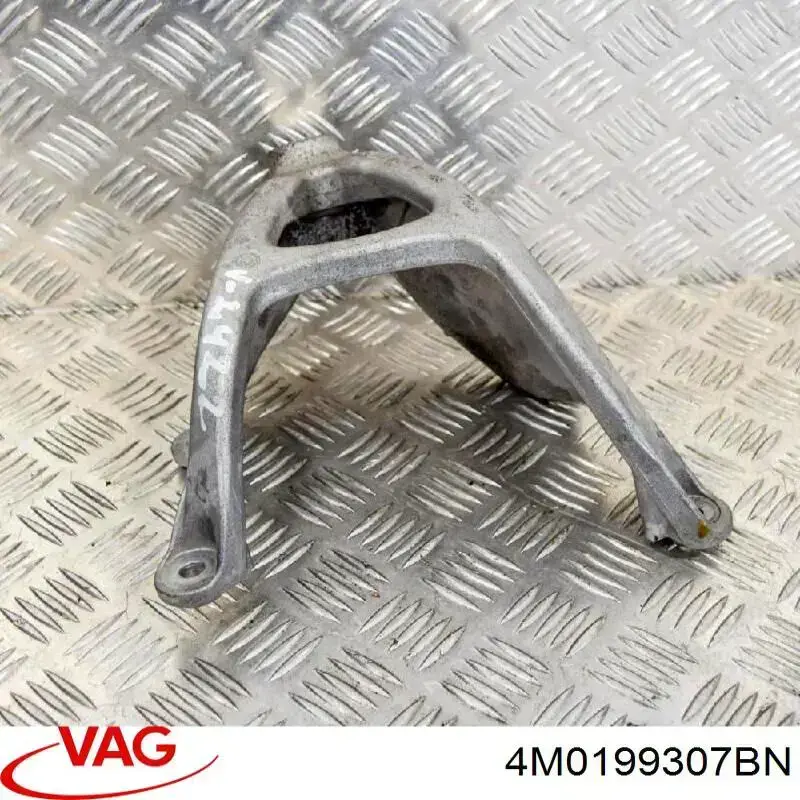 Кронштейн подушки (опоры) двигателя, левой VAG 4M0199307BN