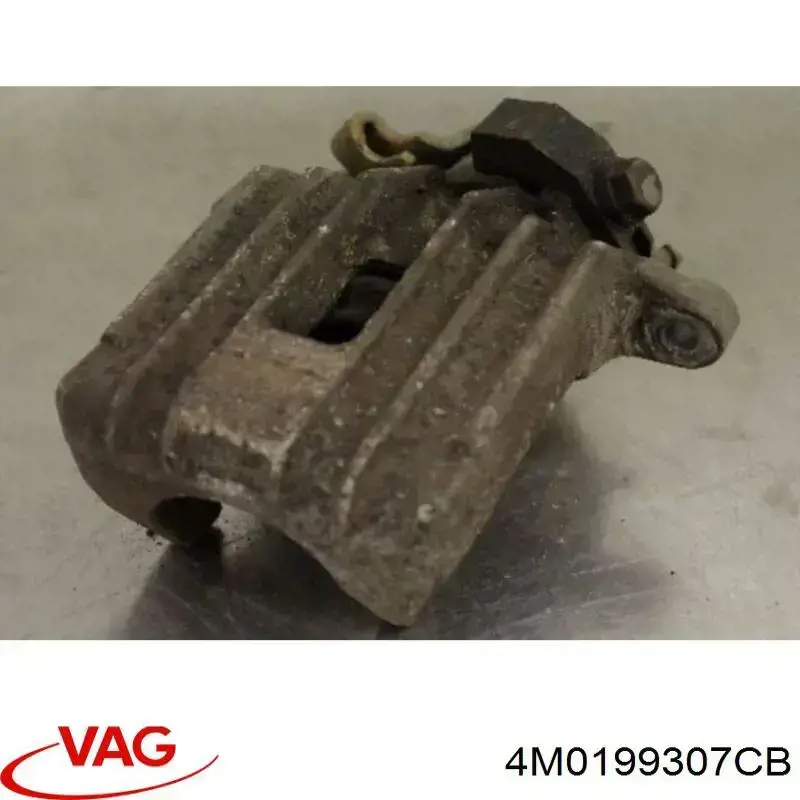 Левая подушка двигателя 4M0199307CB VAG