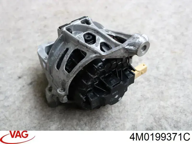 Левая подушка двигателя 4M0199371C VAG