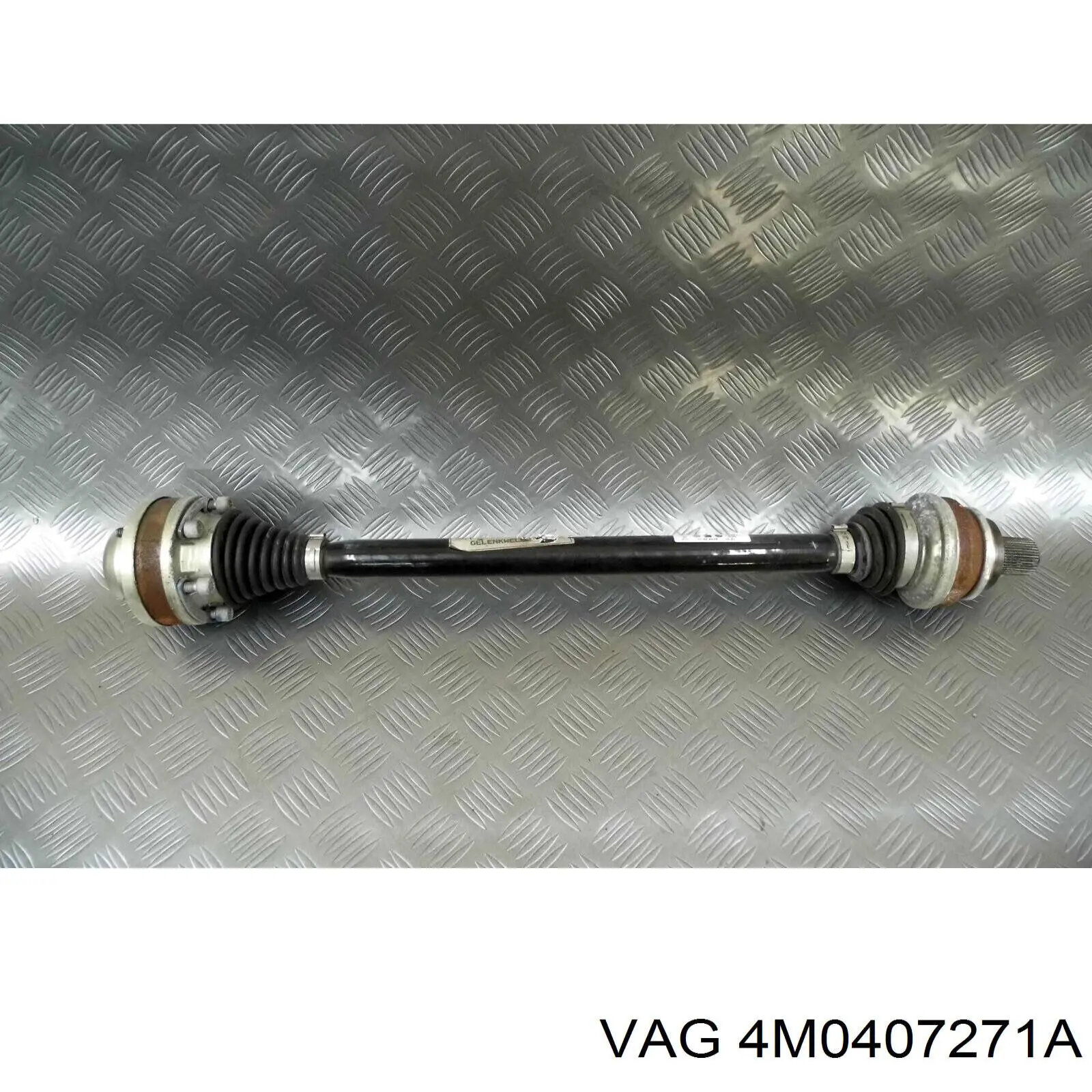 Полуось передняя 4M0407271R VAG