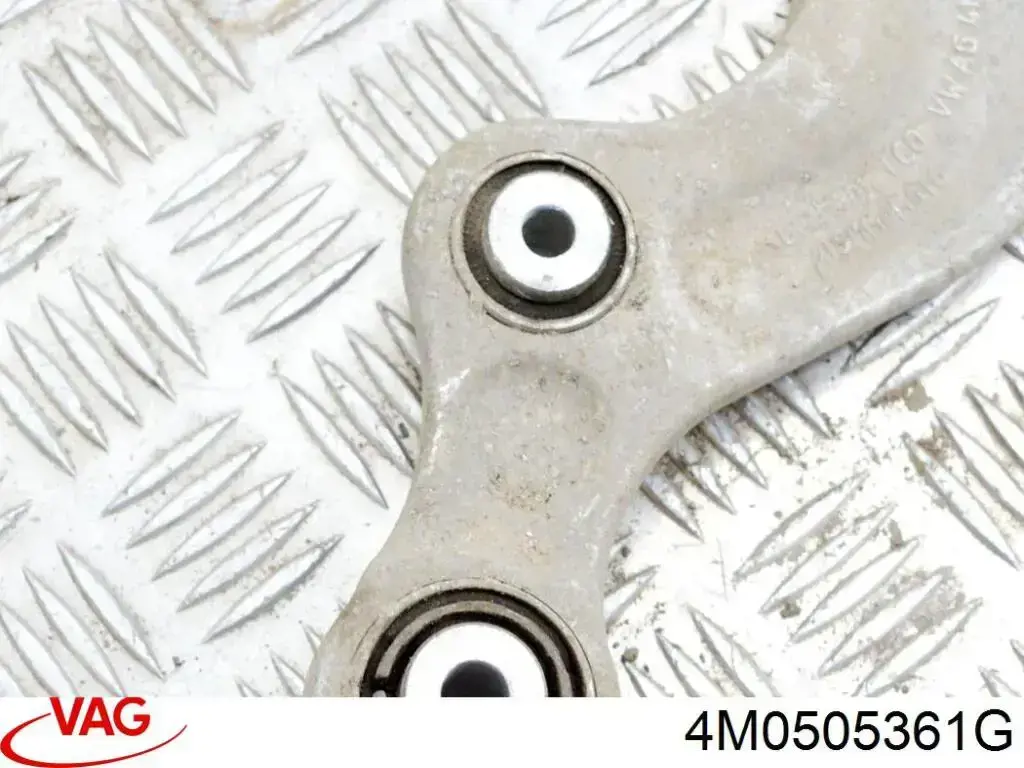 CCA3109 Comline Балансир задний верхний