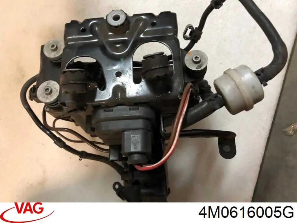 Компрессор пневмоподвески VAG 4M0616005G цена, от 371.33 USD