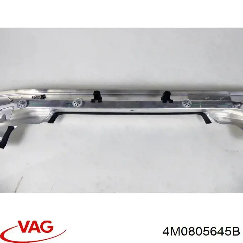 Распорка кузова 4M0805645B VAG