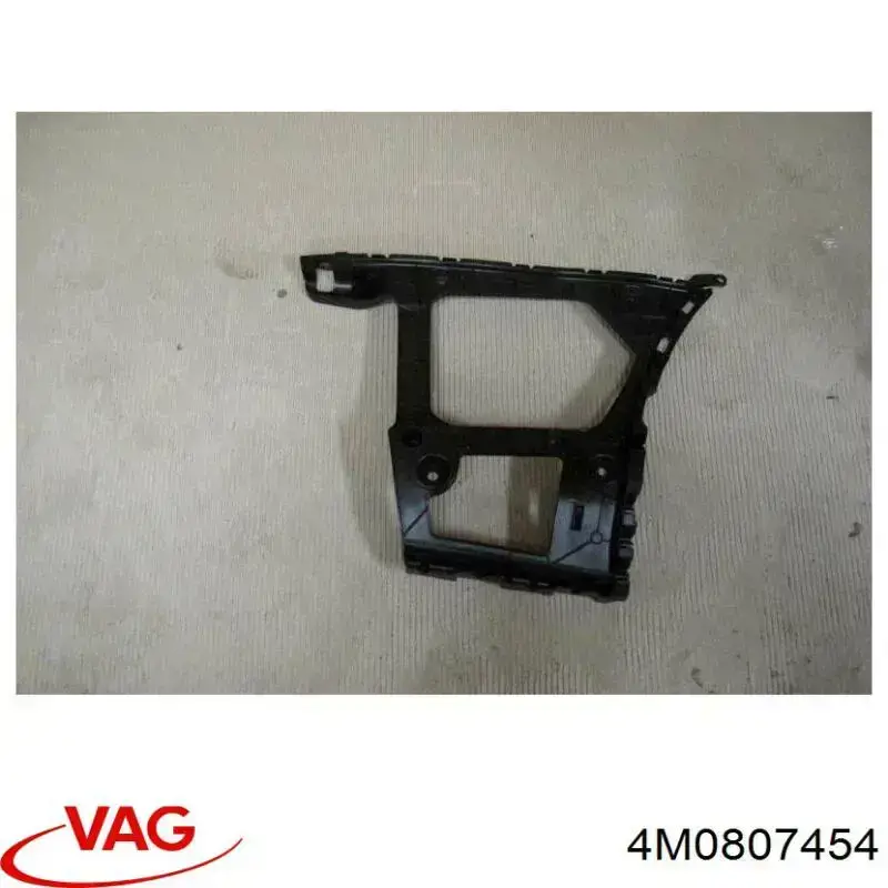 Купить 4M0807454 VAG Правый кронштейн крепления бампера заднего