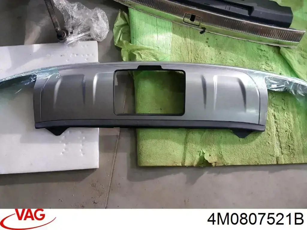 4M0807521B VAG 