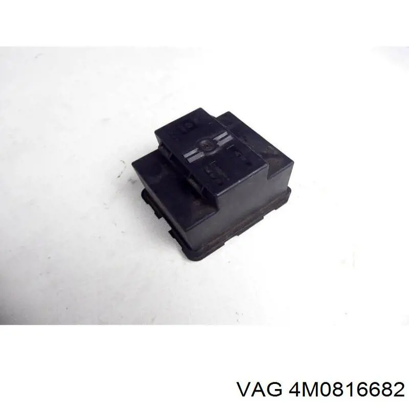 Клапан TRV кондиционера 4M0816682D VAG