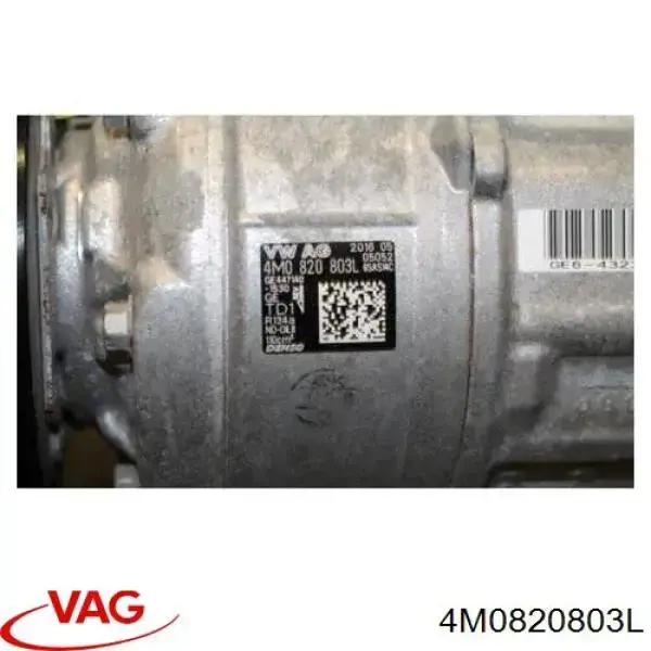 4M0820803L VAG компрессор кондиционера