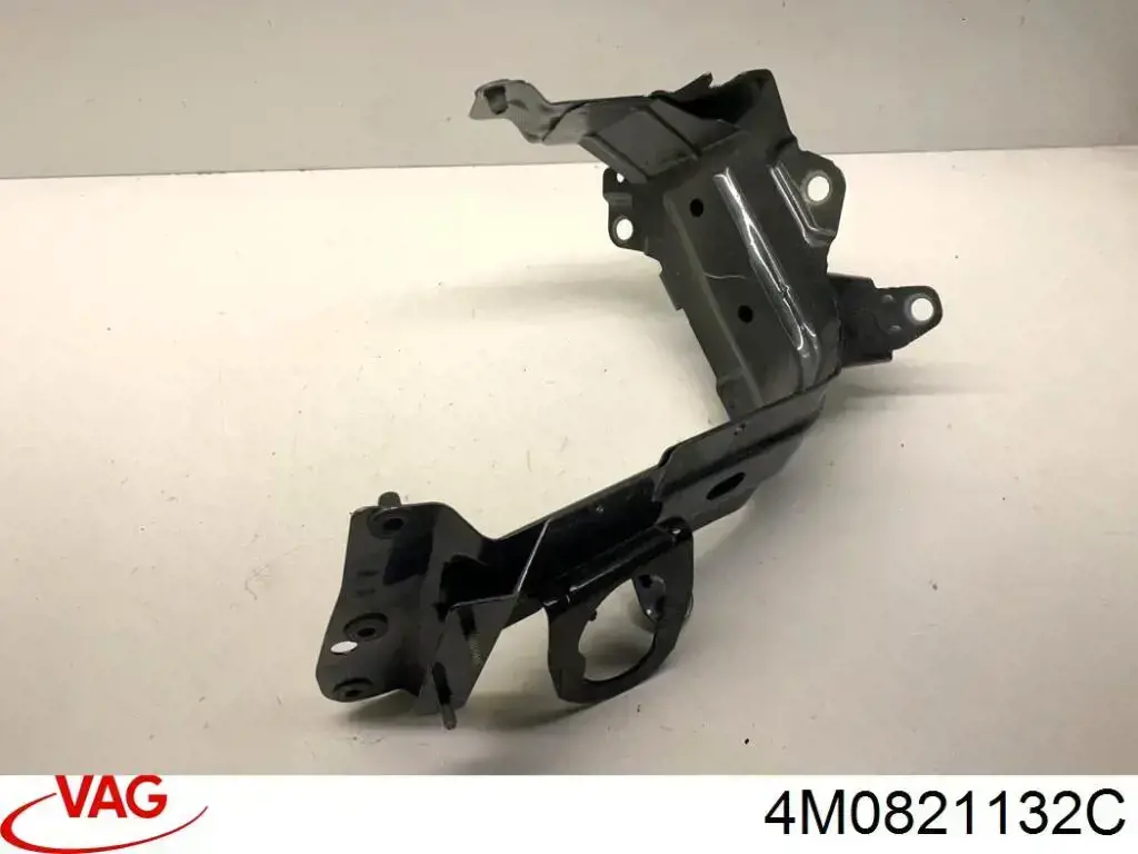 Кронштейн крепления крыла переднего правого передний Porsche 4M0821132E цена, от 88.09 USD