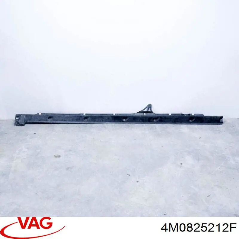 Купить 4M0825212G VAG Защита днища правая