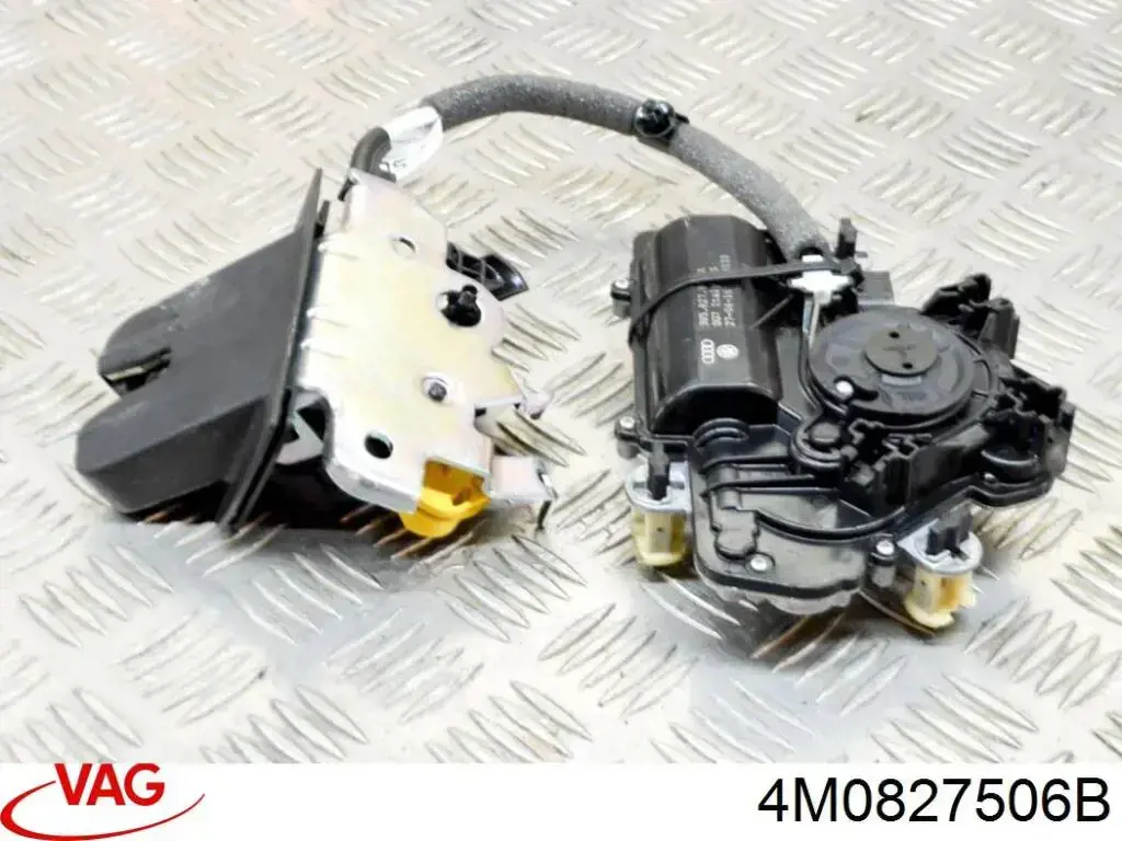 Замок крышки багажника VAG 4M0827506B