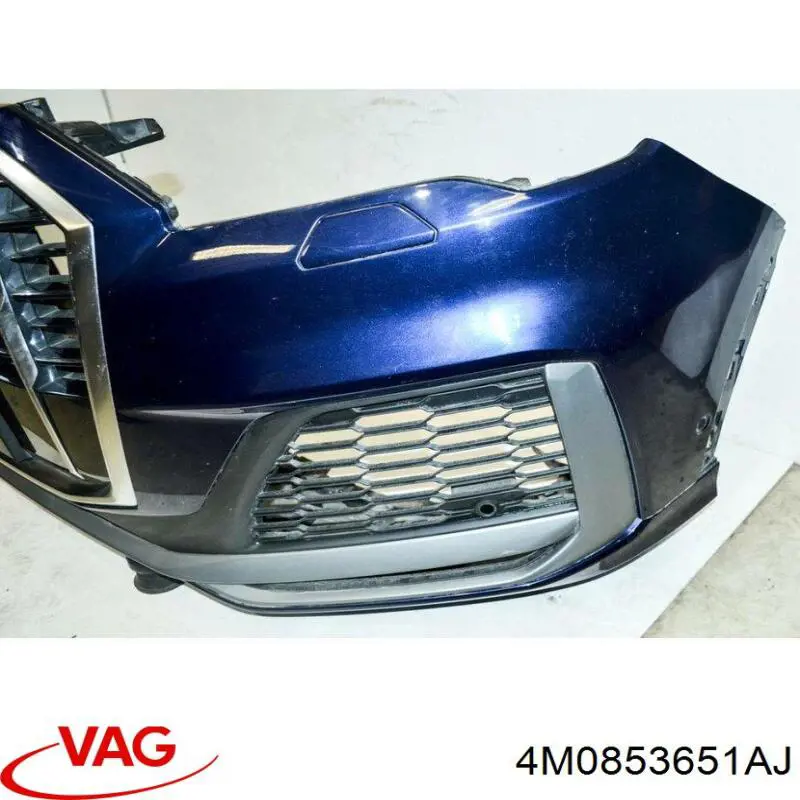 4M0853651AJ VAG Решетка радиатора
