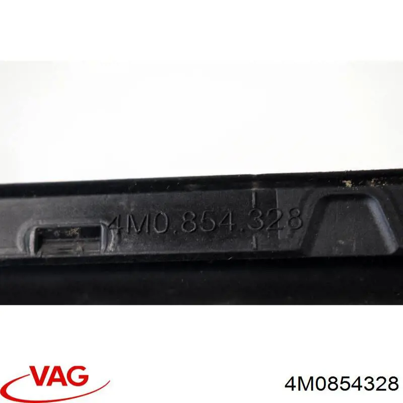 Молдинг ветрового стекла правый VAG 4M0854328B цена, от 25.34 USD