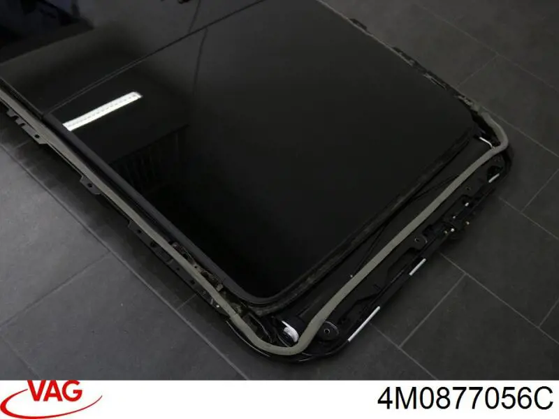 Купить 4M0877056C VAG Крышка люка крыши задняя