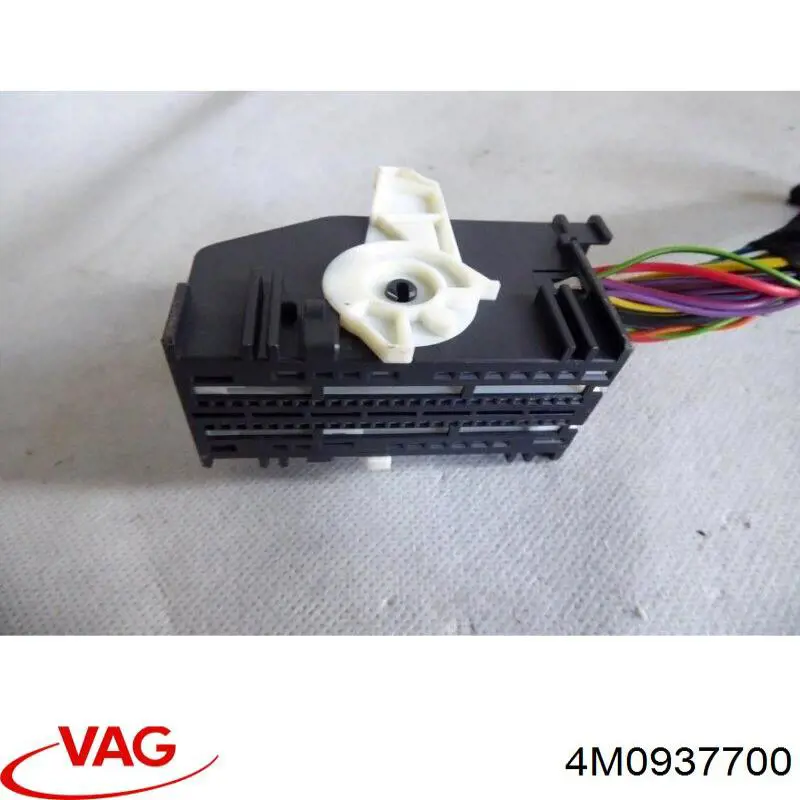  VAG 4M0937700 цена, от 2.54 USD