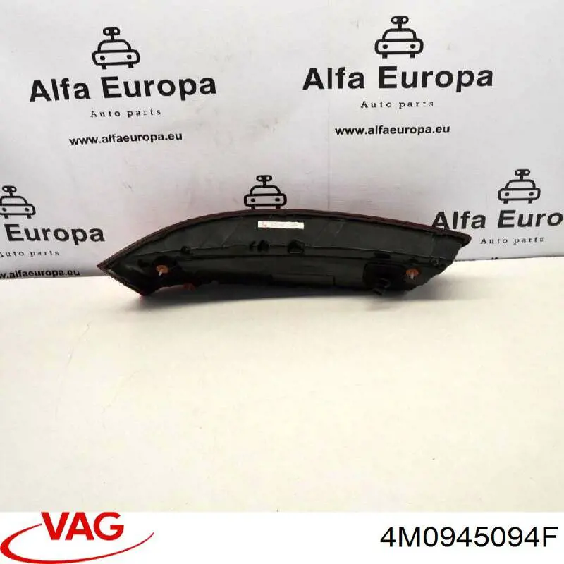 Правый стоп VAG 4M0945094F