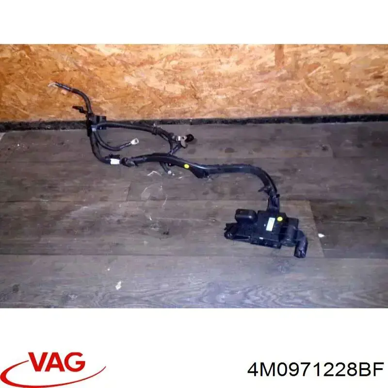 4M0971228BF VAG 