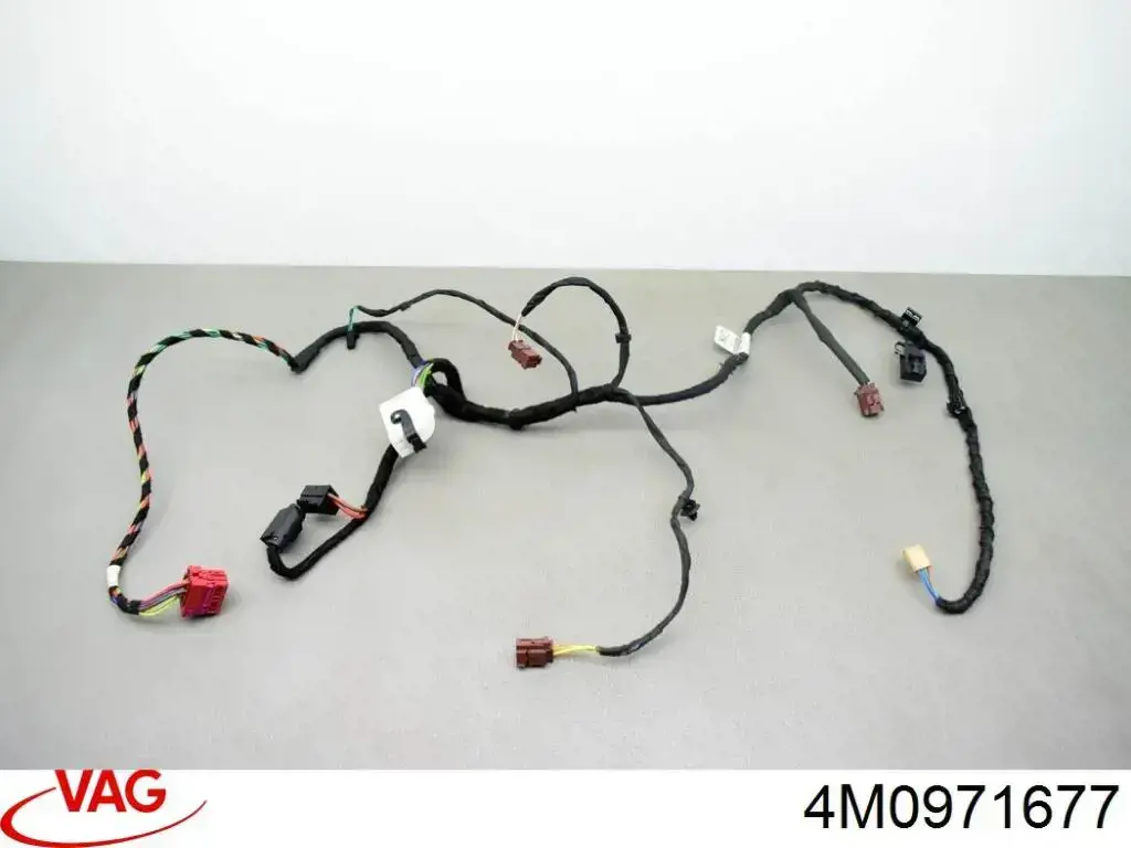 4M0971677 VAG Кабель антенны магнитоллы