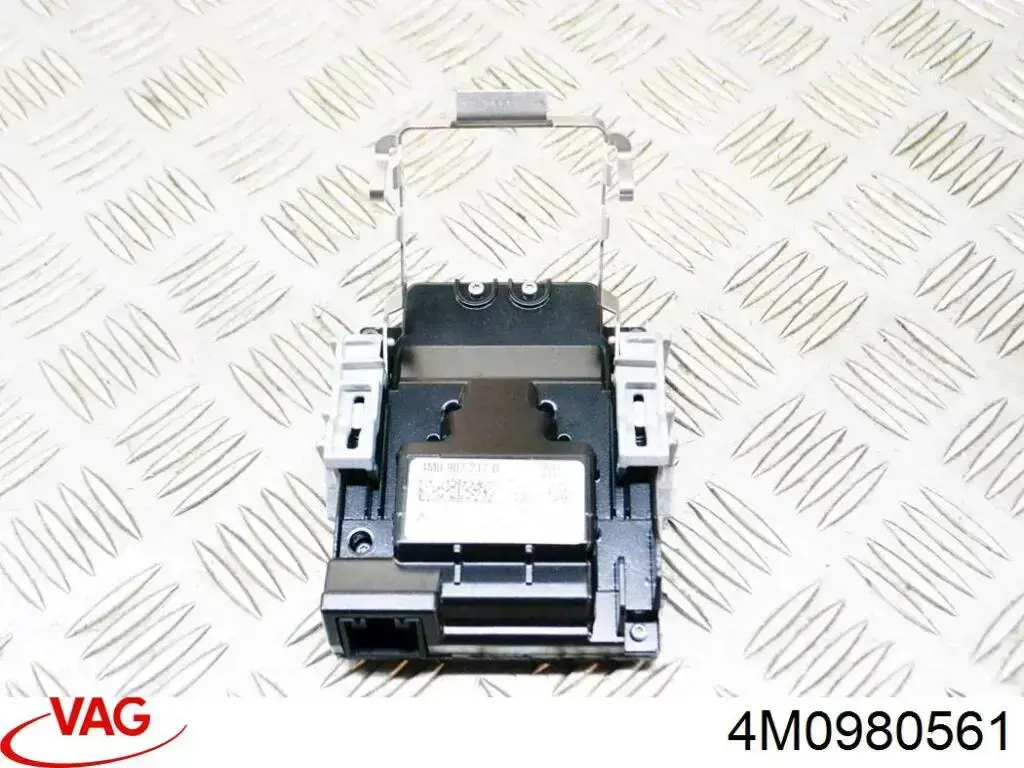 Купить 4M0980561 VAG 