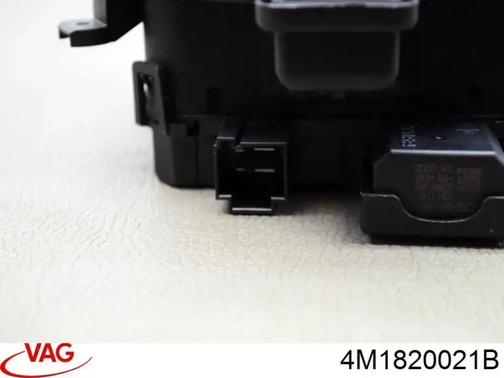 Motor de ventilador de forno (de aquecedor de salão) 4M1820021B VAG