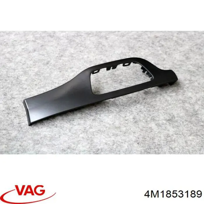 4M1853189 VAG Молдинг (накладка) приборной панели "торпедо" левый