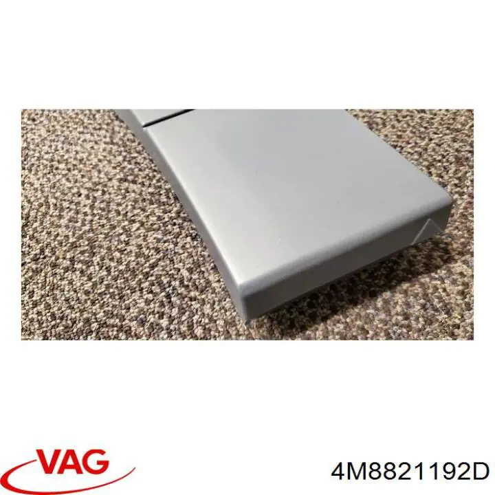 4M8821192D VAG 