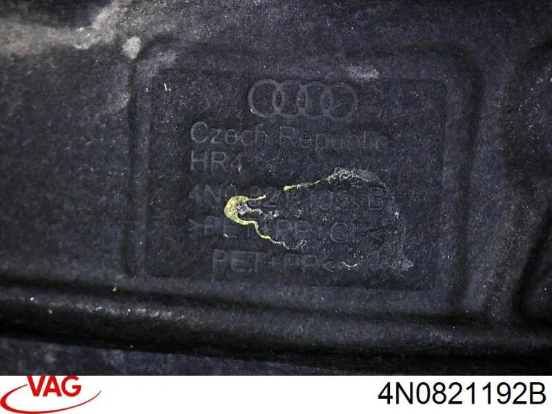 Правый подкрылок переднего крыла VAG 4N0821192B цена, от 51.92 USD