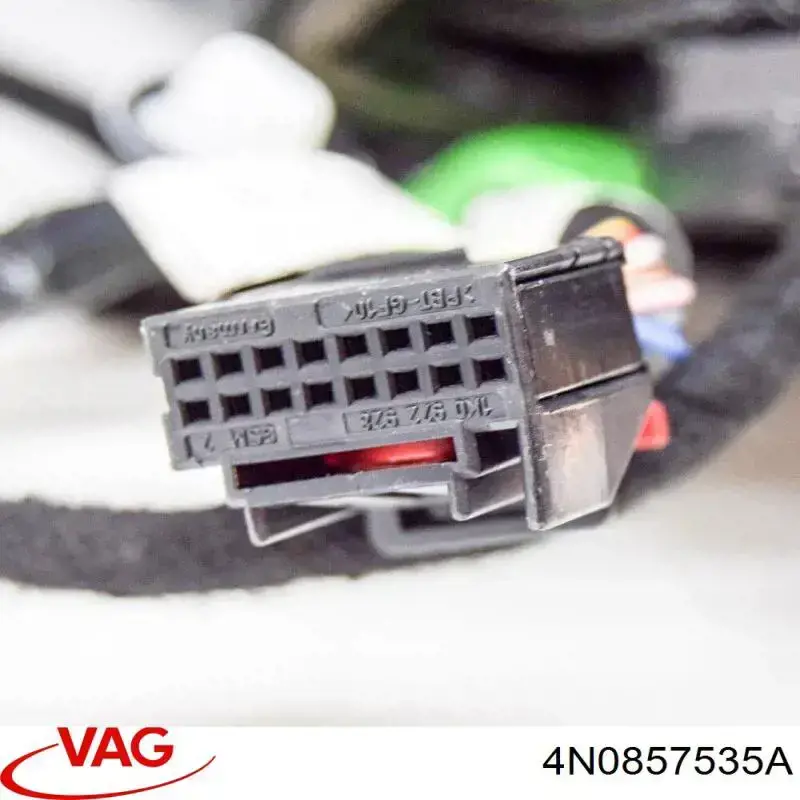 4N0857535A VAG Зеркальный элемент левого зеркала заднего вида