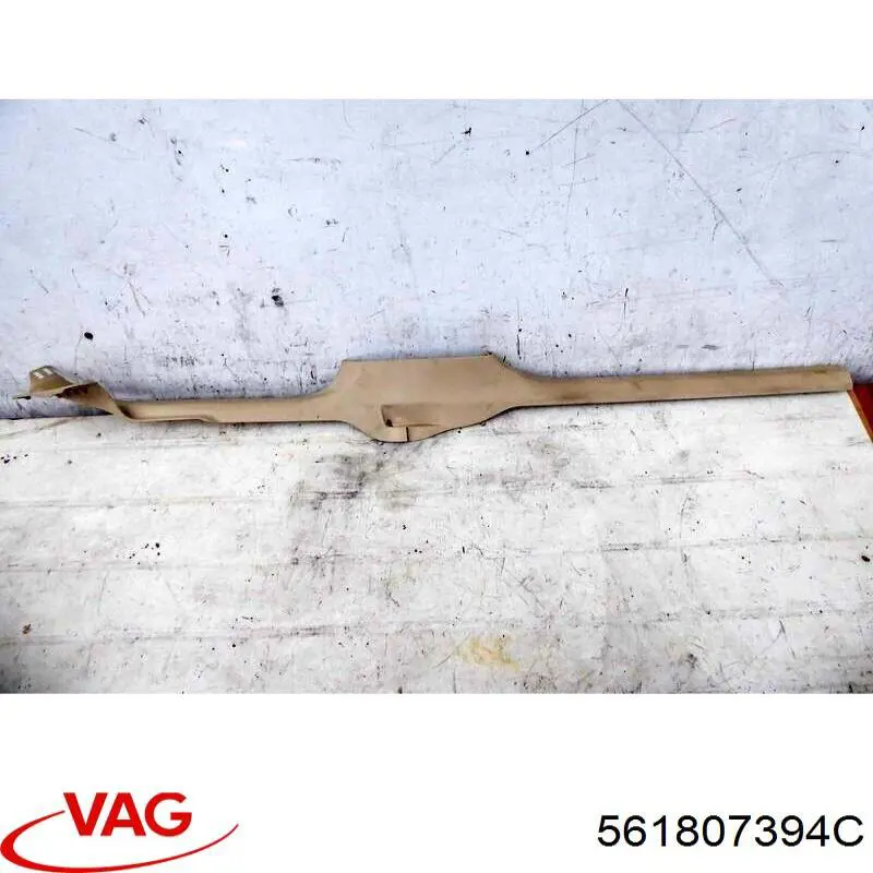 561807394C VAG Правое крепление заднего бампера