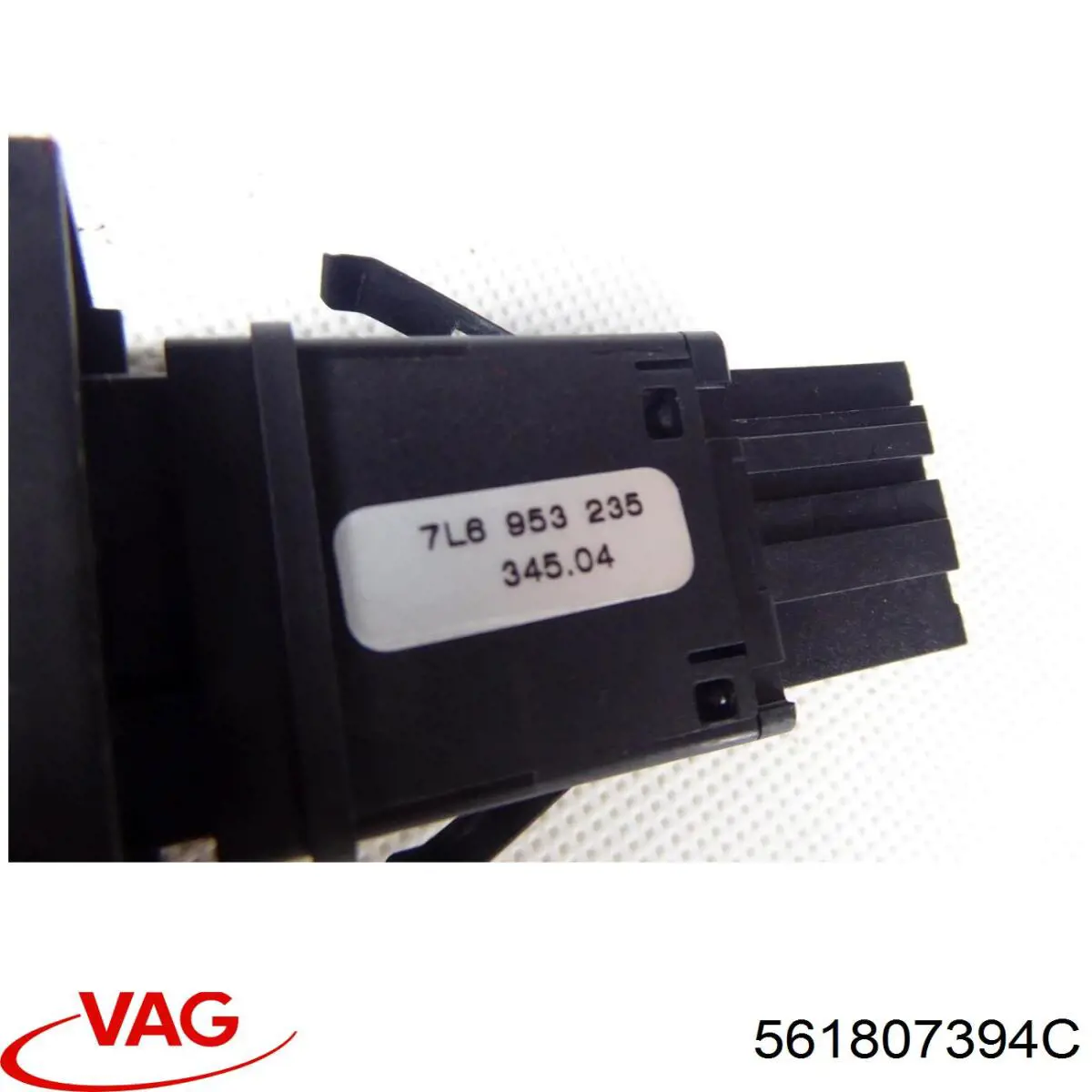 Купить 561807394C VAG Правый кронштейн крепления бампера заднего