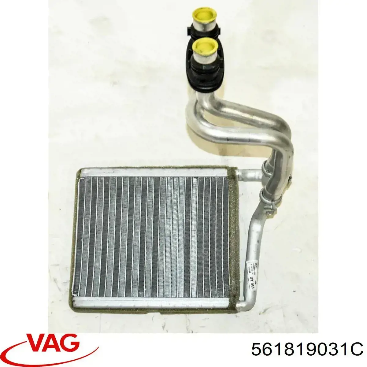 561819031C VAG Радиатор отопителя салона