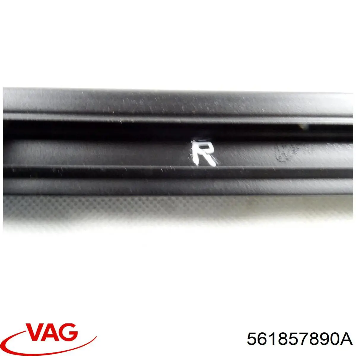  VAG 561857890A